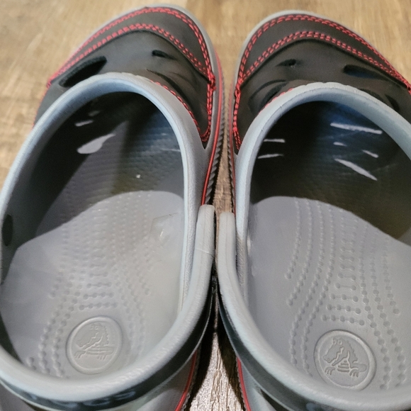 Crocs Kids' Gray and Black Clogs - Picture 5 of 8